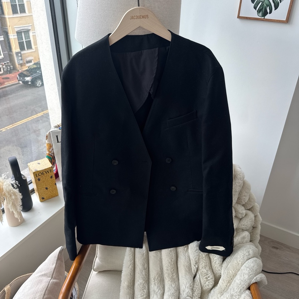 JACQUEMUS LA VEST MARINO 46 BLACK SANS FINITION. Bought on May 2025, worn once.